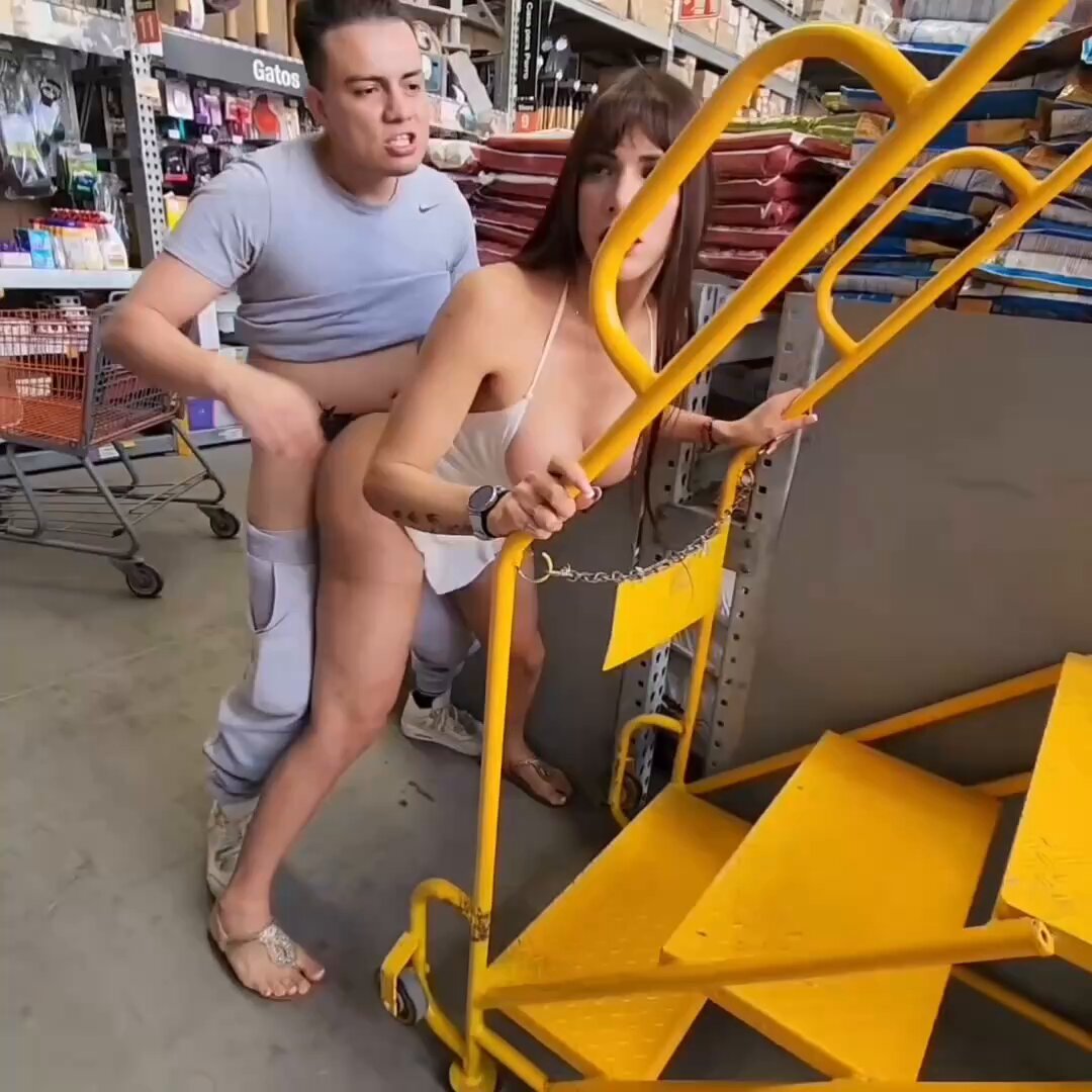 My friends and I loved sucking dick at The Home Depot 🔥🤤🍆