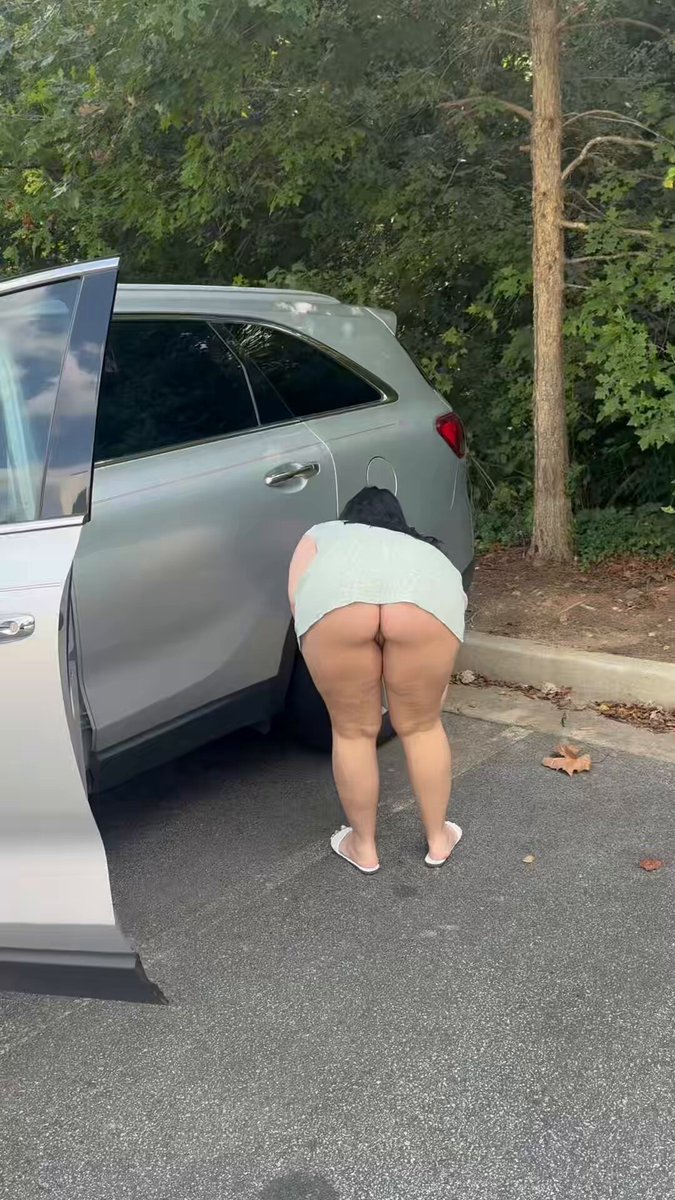 I love being a girl I can suck dick to get out of trouble 😇