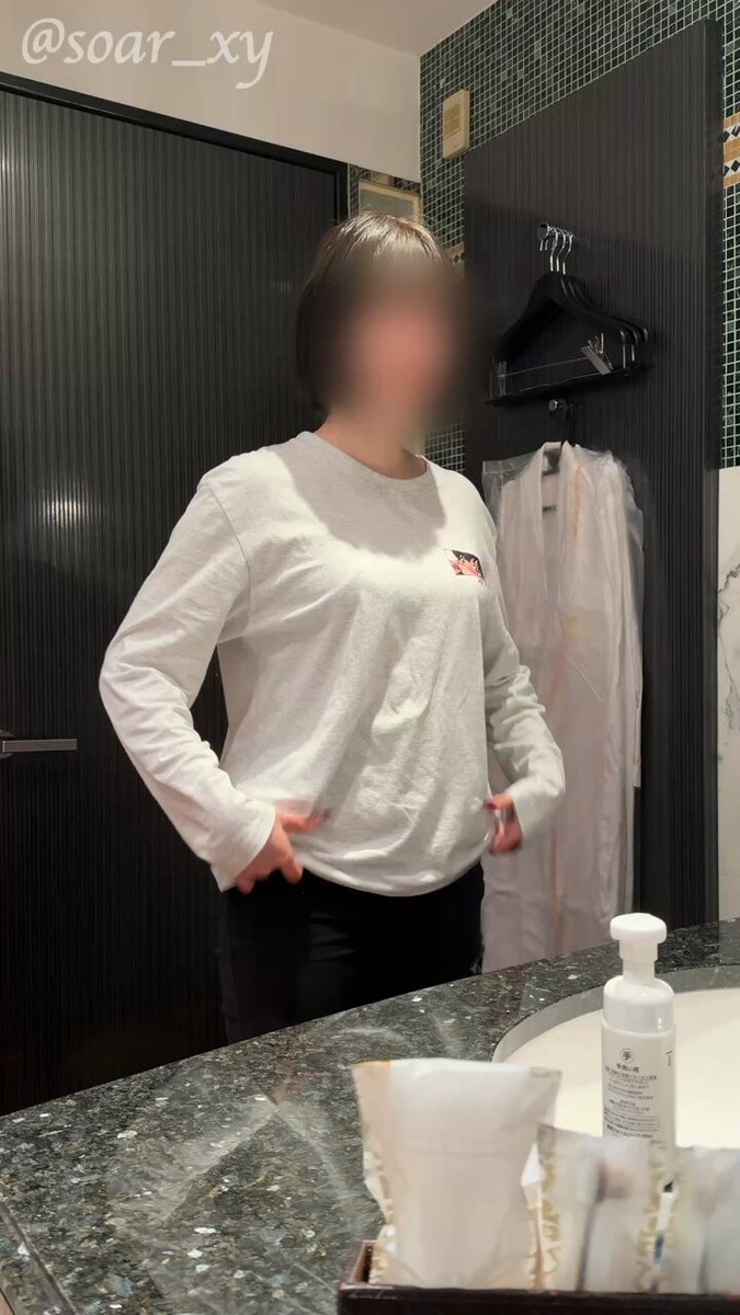 23 year old young woman with F cup